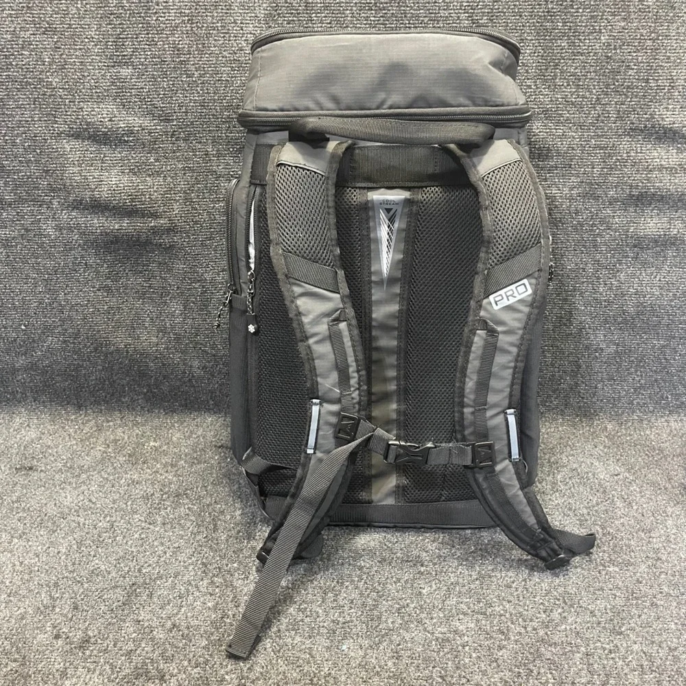 Arctic‎ Zone 10005805 Titan PRO 26-Can Deep Freeze Backpack Cooler w/ Ice Walls